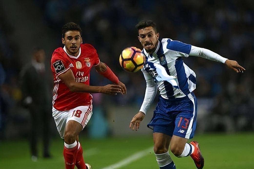 多伦多猛龙内部会议纪要流出:今夜远射贴柱,葡超使命明确,阵容厚度经受考验的简单介绍 多伦多猛龙内部会议纪要流出:今夜远射贴柱,葡超使命明确,阵容厚度经受考验的简单介绍