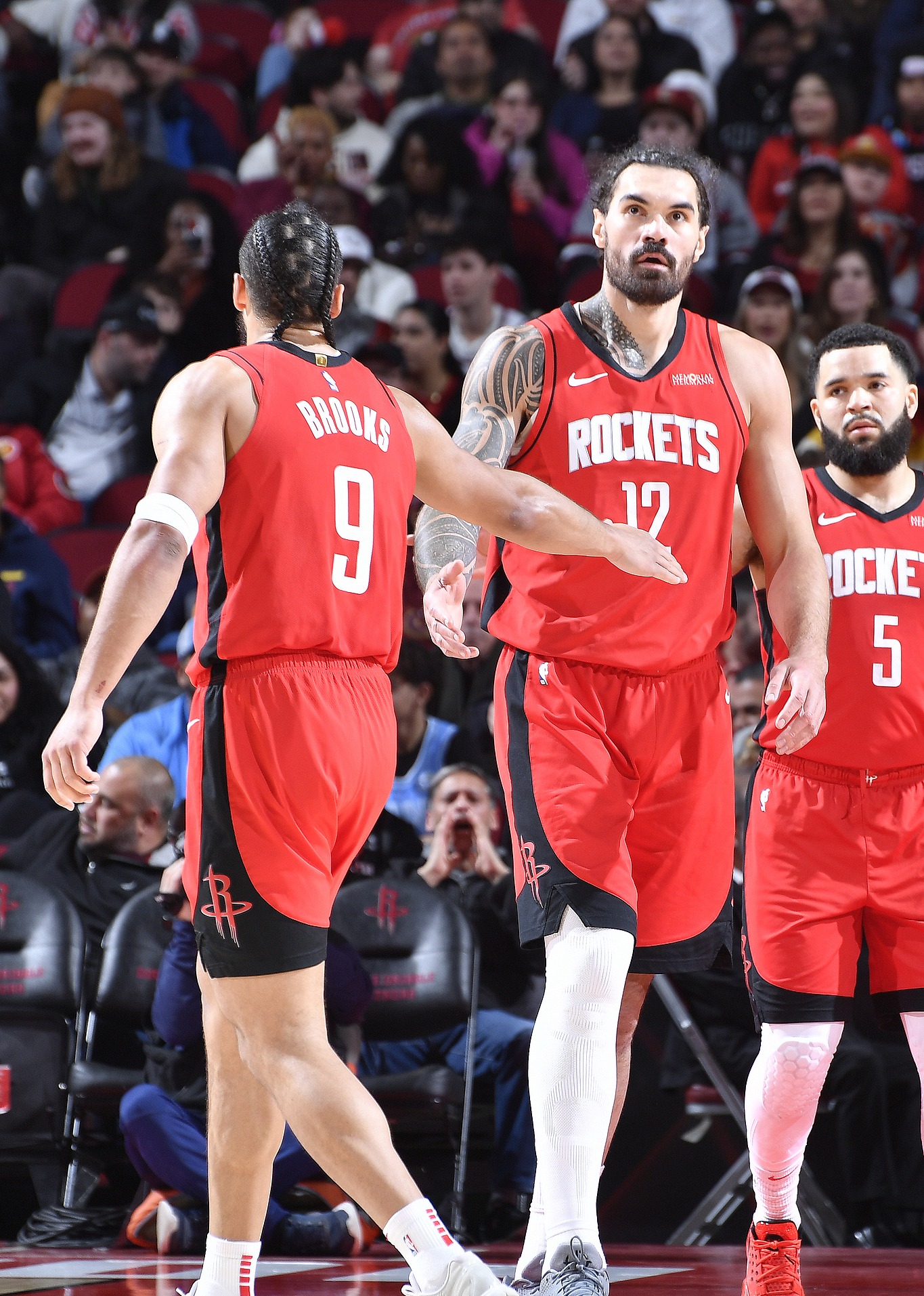 上海上港昨晚最新比赛结果