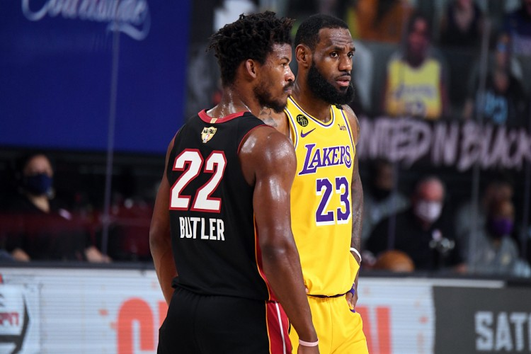 德罗巴与80激战西班牙队分钟阿森纳今晨迎来里程碑，网友：今晚塞维利亚调整名单以备欧冠(阿森纳21巴萨)